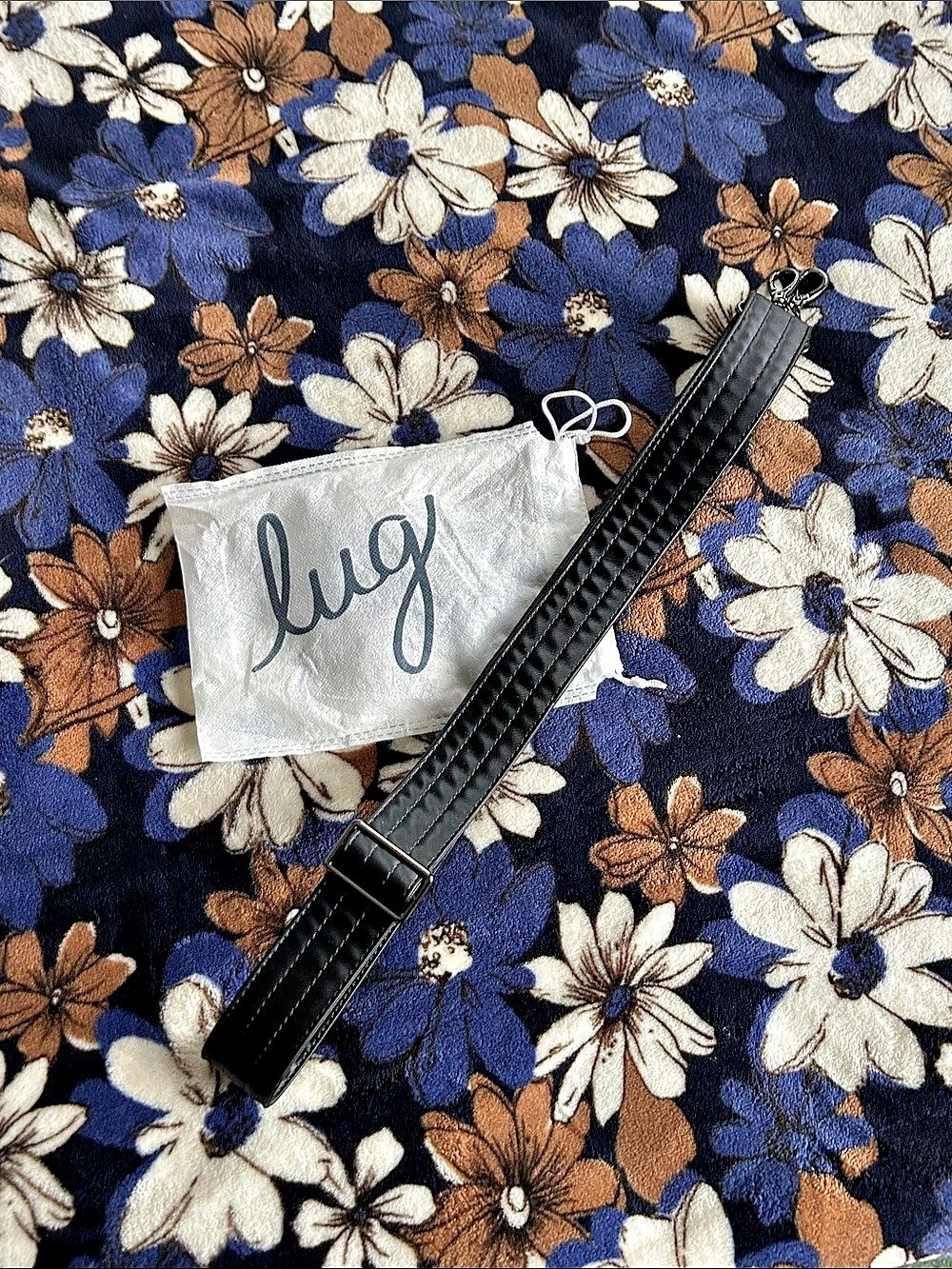 Lug Crossbody Strap